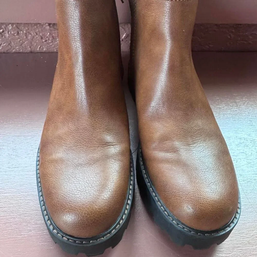Zodiac Women's Cognac Chelsea Ankle Boots - Size 9